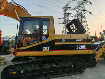 Excavadora de cadenas CATERPILLAR 320B: foto 2