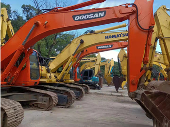 Excavadora de cadenas DOOSAN DH300LC-7