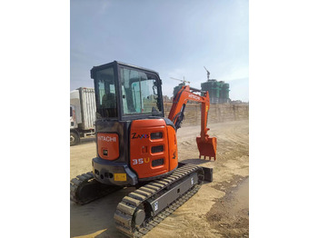 Excavadora de cadenas Hitachi ZX35-5A: foto 2