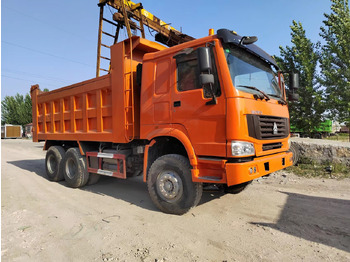 Camión volquete SINOTRUK HOWO