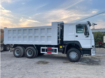 Camión volquete SINOTRUK HOWO