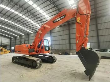 Excavadora de cadenas DOOSAN DX225