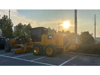 Grader CATERPILLAR 140H used motor grader source supplier: foto 4 Grader CATERPILLAR 140H used motor grader source supplier: foto 4