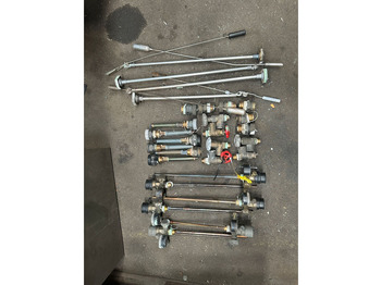 Semirremolque lona FULL TRAILER LOADED WITH LPG TANKS: foto 3 Semirremolque lona FULL TRAILER LOADED WITH LPG TANKS: foto 3