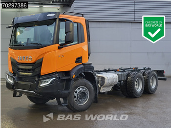 Camión chasis IVECO X-WAY