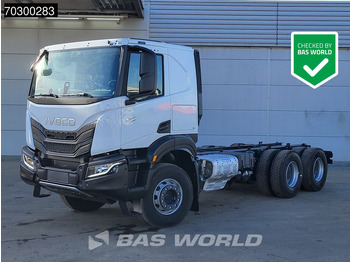 Camión chasis IVECO X-WAY