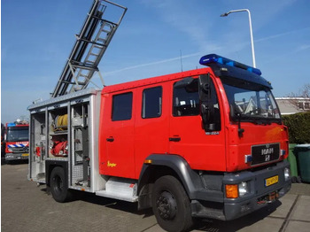 Camión de bomberos MAN