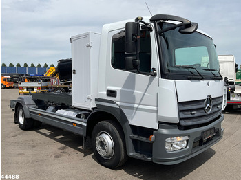 Leasing de Mercedes-Benz Atego 1218 Euro 6 Manual 7 Ton haakarmsysteem Mercedes-Benz Atego 1218 Euro 6 Manual 7 Ton haakarmsysteem: foto 3