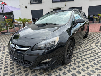 Coche familiar OPEL