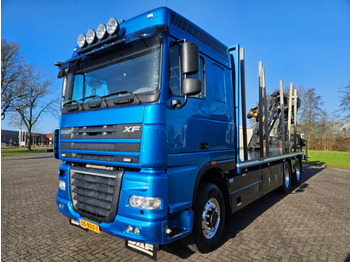 Camión forestal GINAF