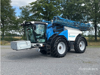 Pulverizador autopropulsado