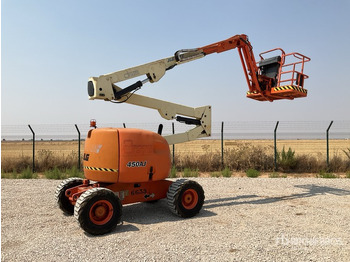 Plataforma articulada JLG