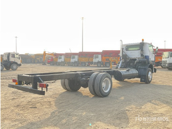 Camión chasis 2017 TATA LPT 1618 4x2 Cab and Chassis: foto 4