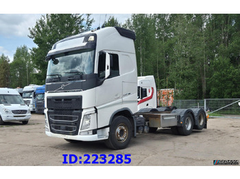 Camión chasis VOLVO FH13 540