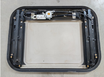 Ventana y piezas RENAULT RANGE T / SUNROOF / 7484505331: foto 2 Ventana y piezas RENAULT RANGE T / SUNROOF / 7484505331: foto 2