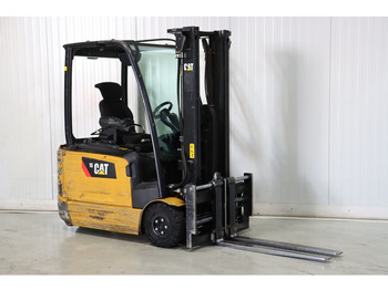 Carretilla elevadora eléctrica CATERPILLAR EP16