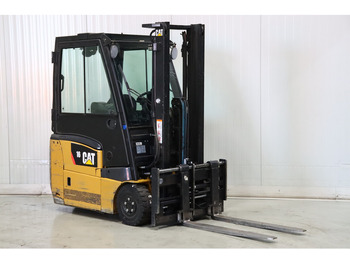 Carretilla elevadora eléctrica CATERPILLAR EP16