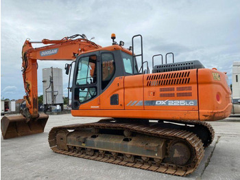 Excavadora de cadenas Doosan DX 225 LC: foto 2