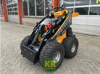 Minicargadora GIANT