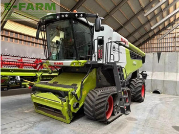 Cosechadora de granos CLAAS Lexion