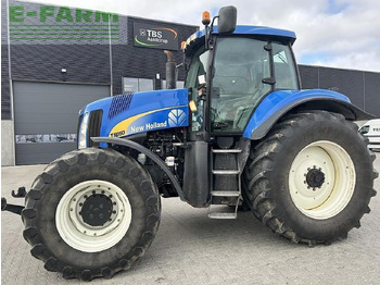 Tractor NEW HOLLAND T8000