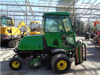 Cortacésped John Deere 3235C: foto 4