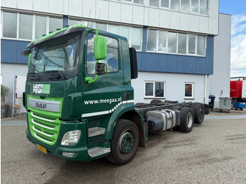 Camión chasis DAF CF 400