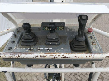 Plataforma articulada Haulotte HA260PX, Arbeitshöhe 25,6m., Allrad, Gelände: foto 3