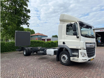 Camión chasis DAF CF 260
