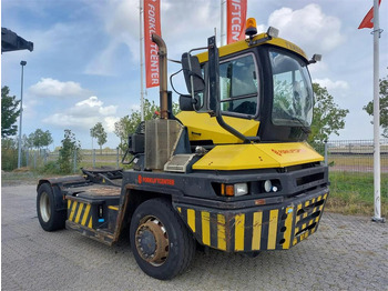 Tractor industrial TERBERG