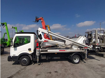 Camión con plataforma elevadora MULTITEL