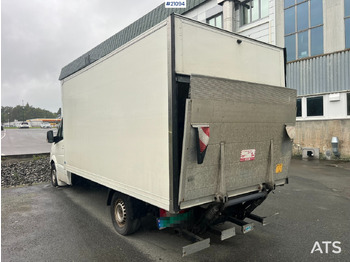 Camión caja cerrada MERCEDES-BENZ