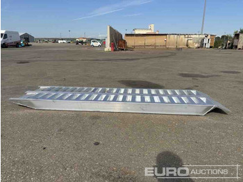 Equipo de construcción Aluminium Ramp (2 of) (250cm Length, 6Ton Capacity): foto 5