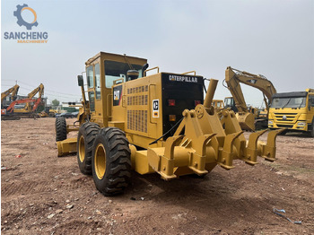 Grader CAT 140G: foto 2