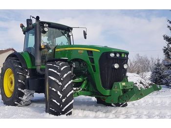 Tractor JOHN DEERE 8330: foto 1