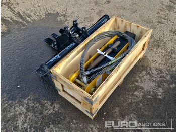 Implemento para Excavadora Unused JPC Hydraulic Breaker, 32" Ditching Bucket, 8" Digging Bucket to suit Mini Excavator: foto 2