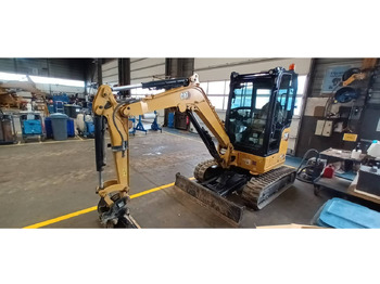 Excavadora de cadenas CATERPILLAR 302.7
