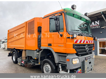Barredora vial Mercedes-Benz 2032 Actros 4x4 Bucher STKF 9500  AIRPORT  KLIMA: foto 2