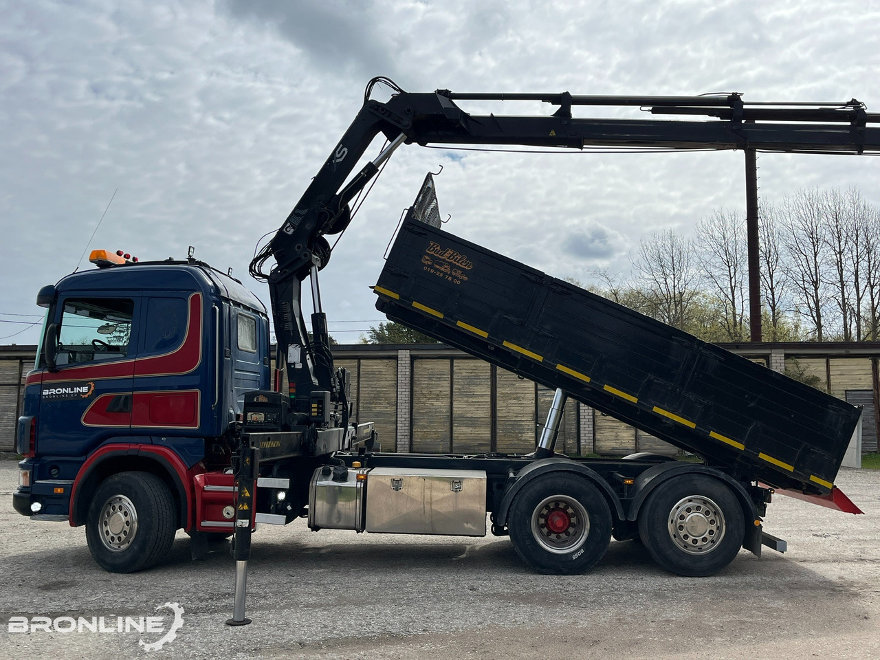 Camión volquete, Camión grúa 2002 SCANIA R114 6X2*4 Tipper+HIAB 166-e5 crane: foto 11
