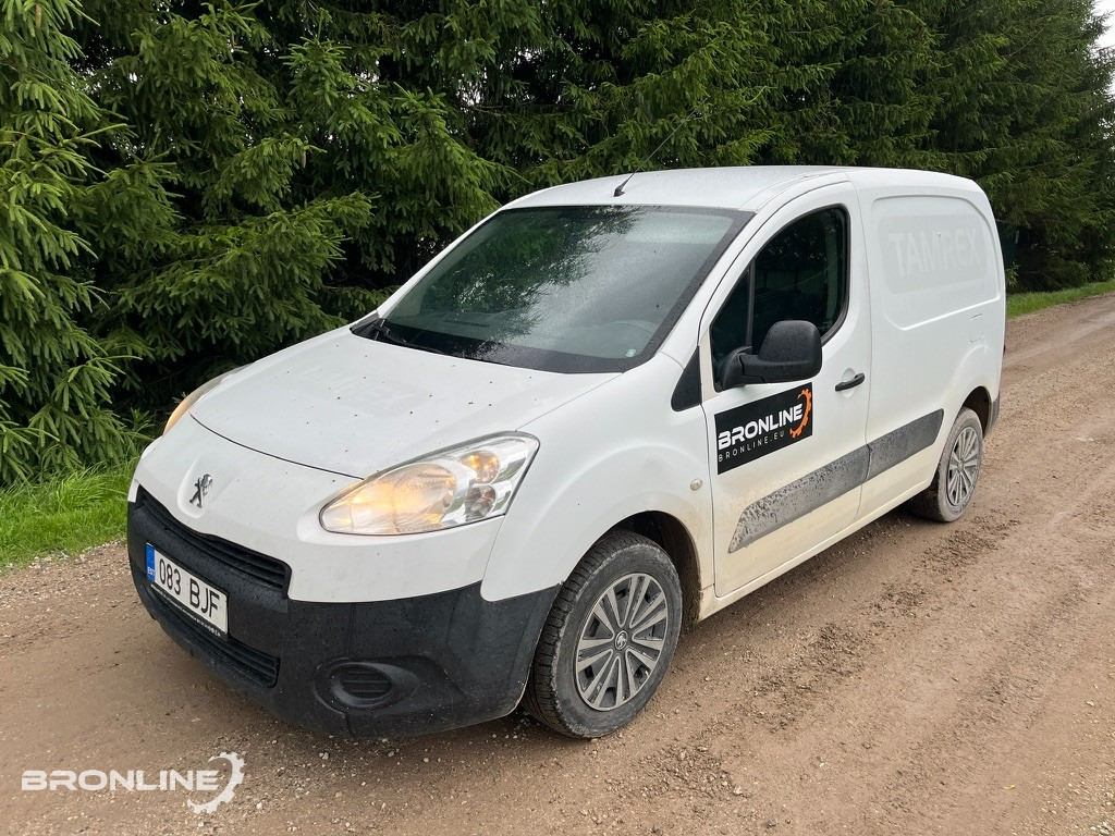 2013 Peugeot Partner 1.6d 55kW - Furgoneta pequeña: foto 1 2013 Peugeot Partner 1.6d 55kW - Furgoneta pequeña: foto 1