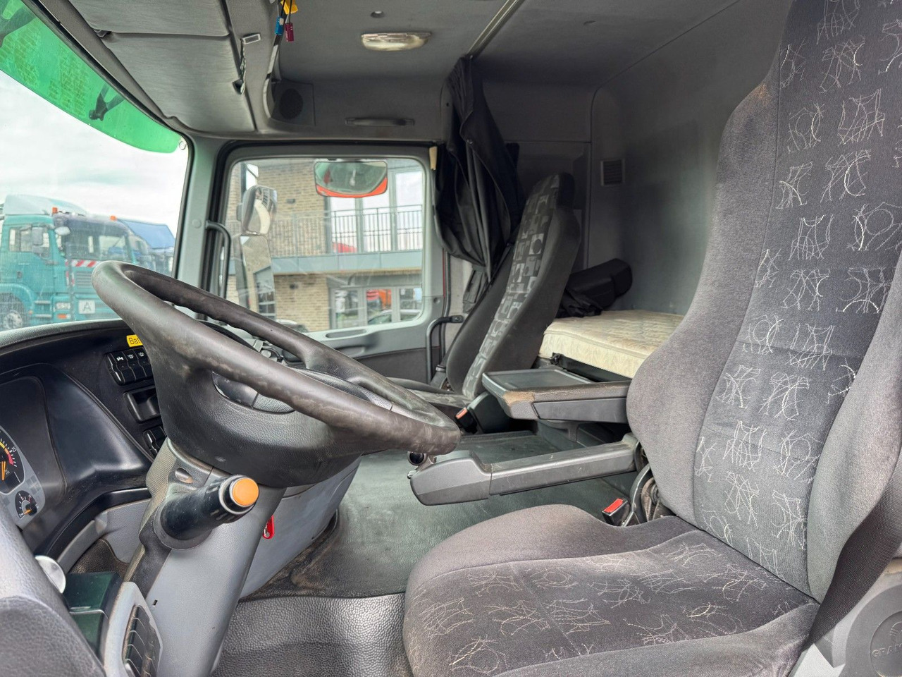 Camión Mercedes-Benz Actros 2641 LS 6x4 Asphaltkocher 6x4: foto 12