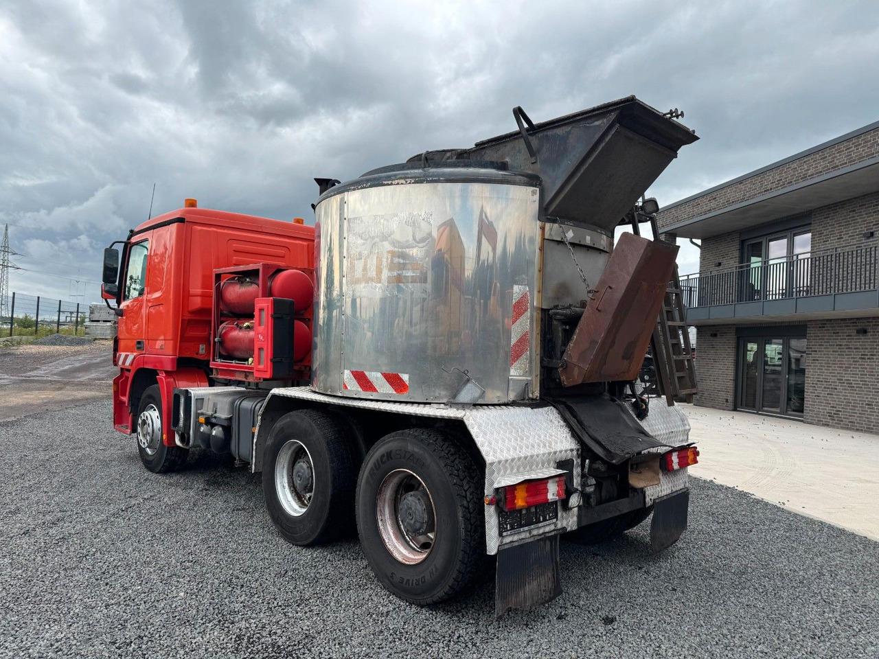 Camión Mercedes-Benz Actros 2641 LS 6x4 Asphaltkocher 6x4: foto 10