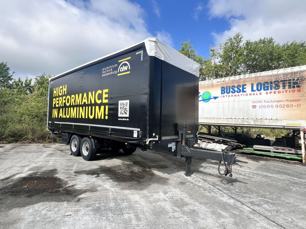 Fliegl 13,5 t Tandemplanenanhänger, neuwertig - Camión lona: foto 3 Fliegl 13,5 t Tandemplanenanhänger, neuwertig - Camión lona: foto 3