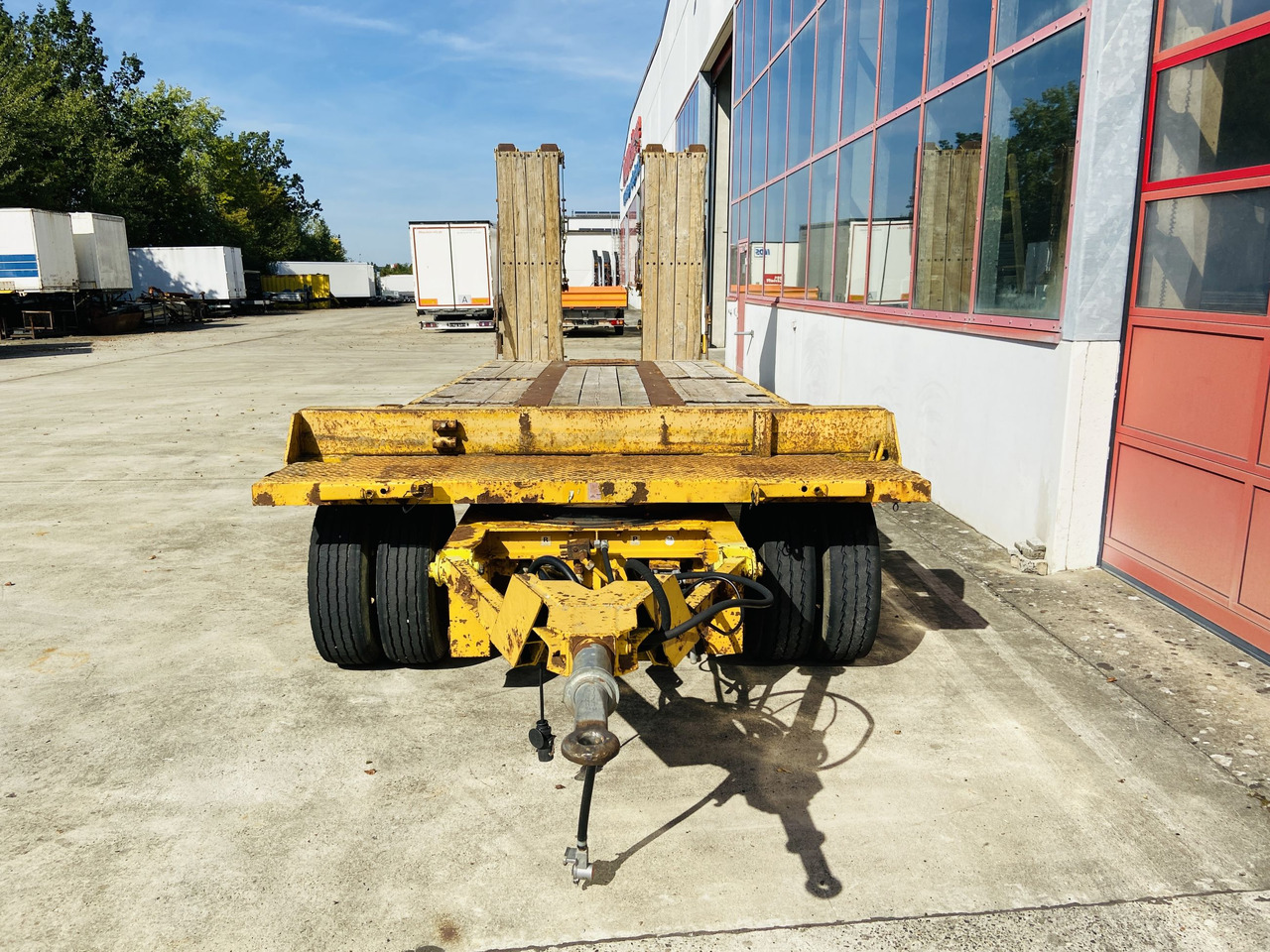 Goldhofer TUP-L3-24/80 3 Achs Tiefladeranhänger - Remolque góndola rebajadas: foto 4 Goldhofer TUP-L3-24/80 3 Achs Tiefladeranhänger - Remolque góndola rebajadas: foto 4