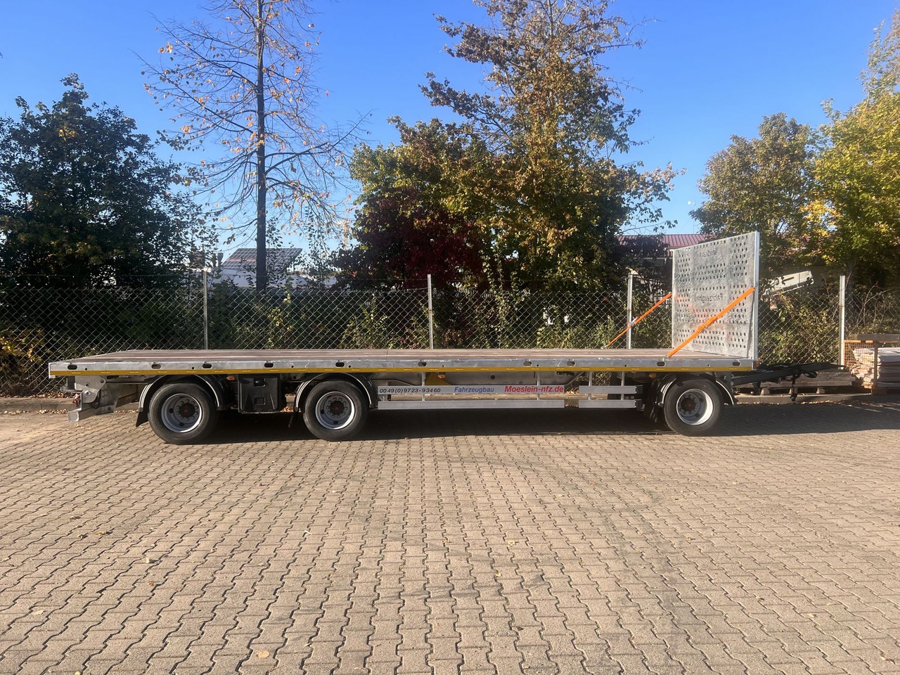 Möslein 3 Achs Jumbo- Plato- Anhänger 10 m, Mega - Remolque plataforma/ Caja abierta: foto 4 Möslein 3 Achs Jumbo- Plato- Anhänger 10 m, Mega - Remolque plataforma/ Caja abierta: foto 4