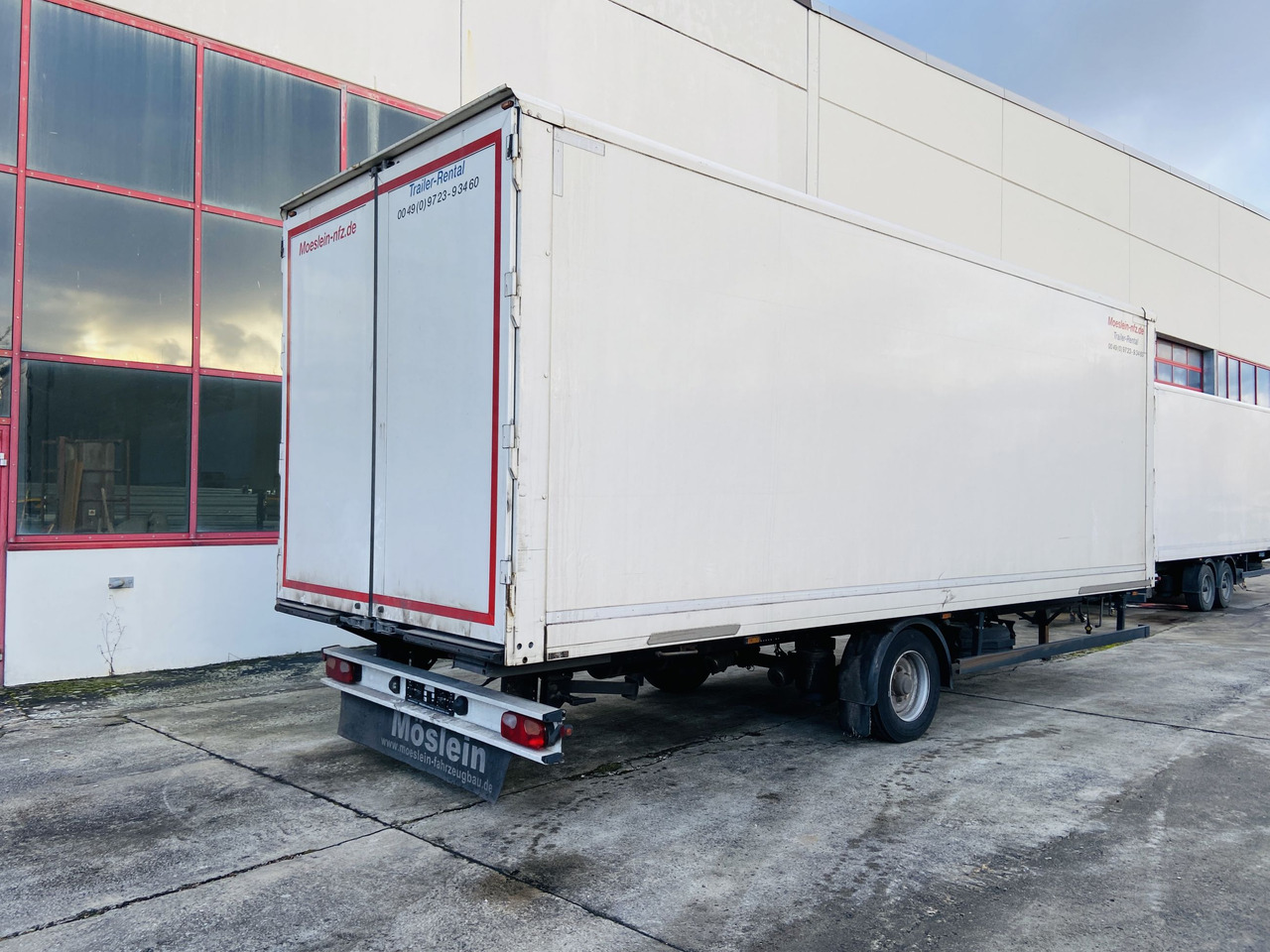 Möslein EK 1- D 7,3  1 Achs Kofferanhänger - Remolque caja cerrada: foto 4 Möslein EK 1- D 7,3  1 Achs Kofferanhänger - Remolque caja cerrada: foto 4