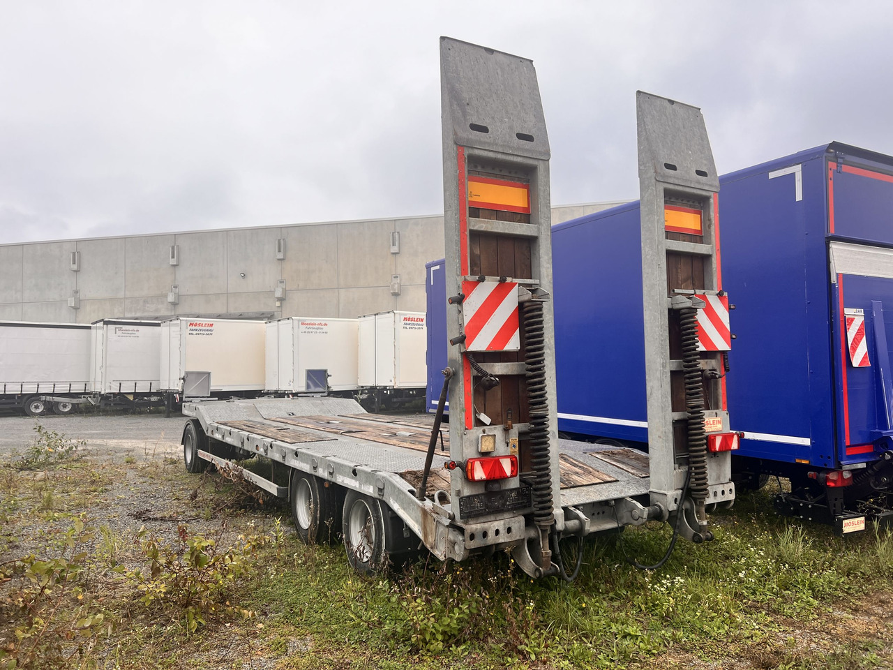 Möslein TA3 Schwebheim 3 Achs Tieflader, Verzinkt - Remolque góndola rebajadas: foto 2 Möslein TA3 Schwebheim 3 Achs Tieflader, Verzinkt - Remolque góndola rebajadas: foto 2