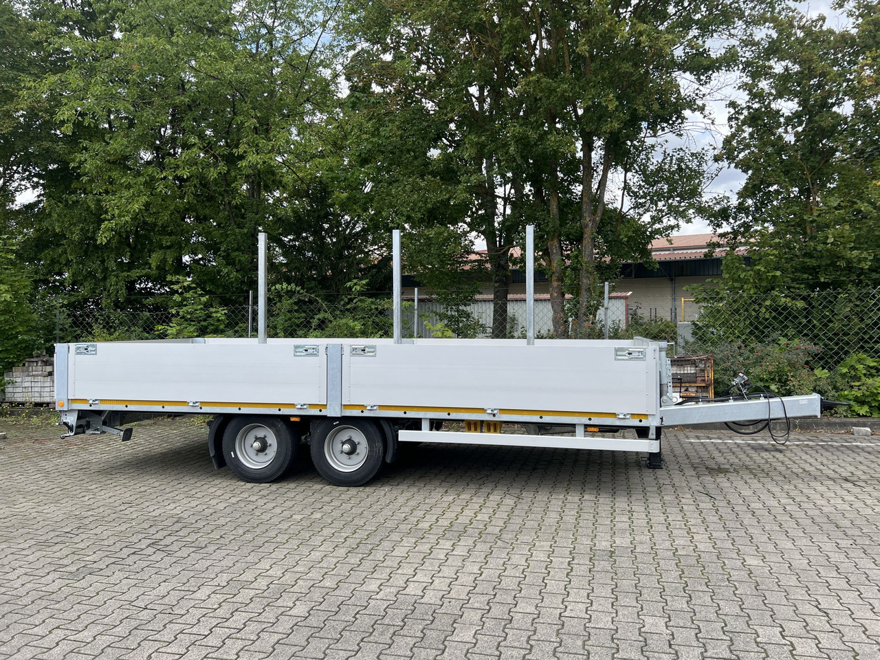 Möslein THT 11- G 7,2 Tandem- Pritschenanhänger- Tieflader - Remolque plataforma/ Caja abierta: foto 1 Möslein THT 11- G 7,2 Tandem- Pritschenanhänger- Tieflader - Remolque plataforma/ Caja abierta: foto 1