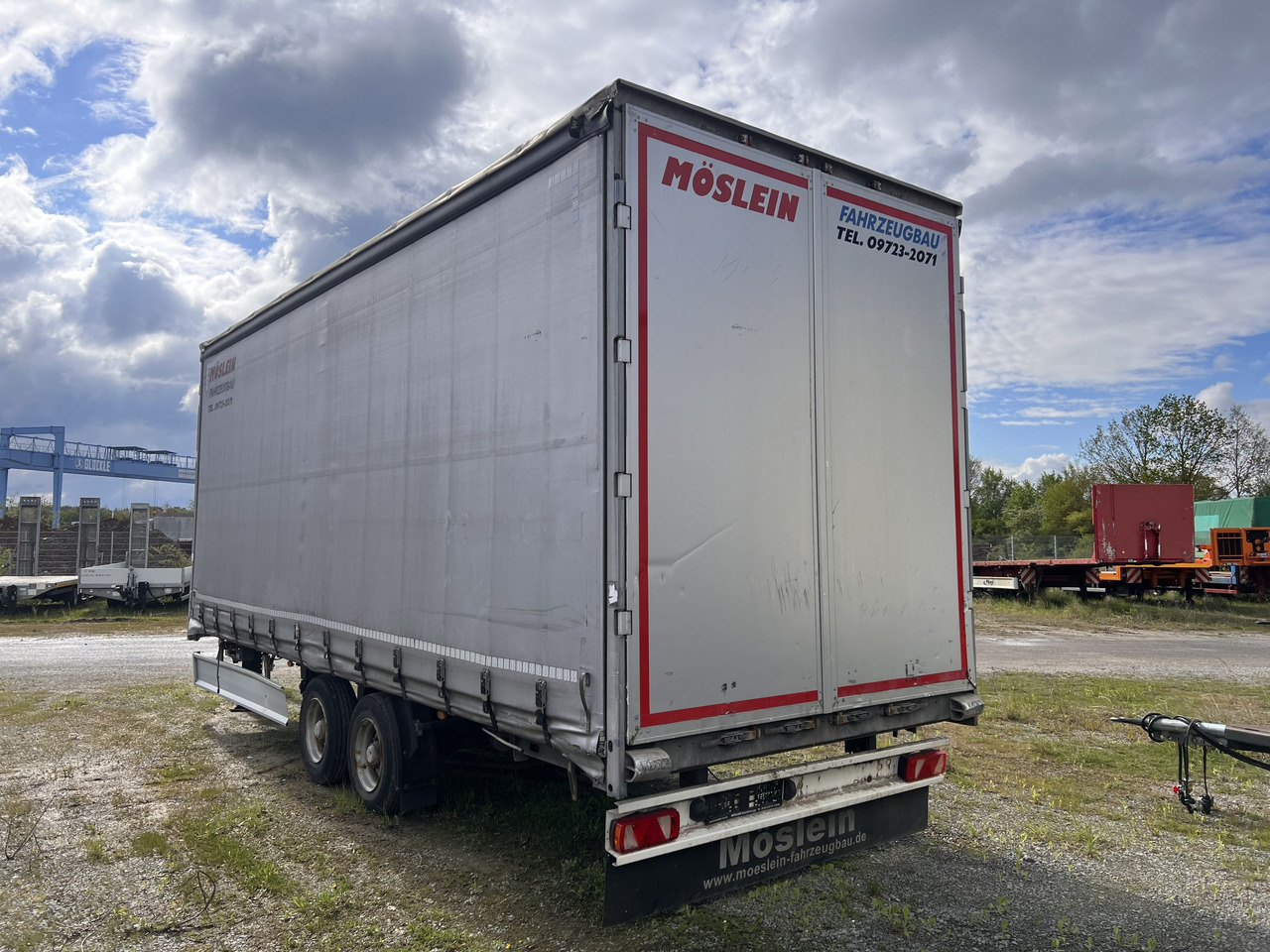 Möslein TPF 11-D Schwebheim Tandem- Planenanhänger Durchladen - Remolque con toldo: foto 5 Möslein TPF 11-D Schwebheim Tandem- Planenanhänger Durchladen - Remolque con toldo: foto 5