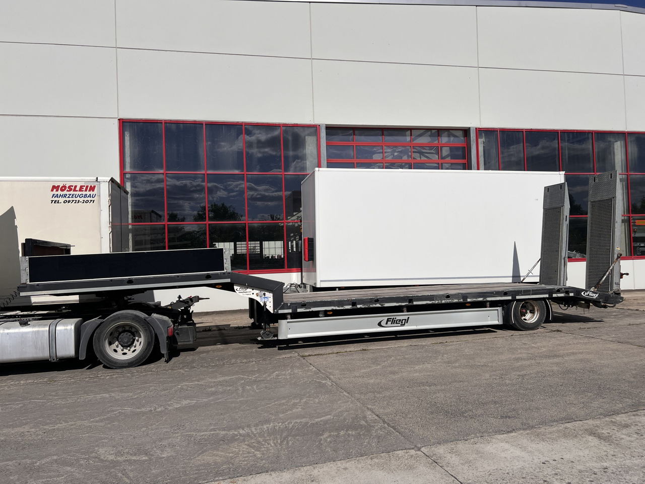 Müller Mitteltal T  1 Achs Satteltieflader - Semirremolque góndola rebajadas: foto 4 Müller Mitteltal T  1 Achs Satteltieflader - Semirremolque góndola rebajadas: foto 4